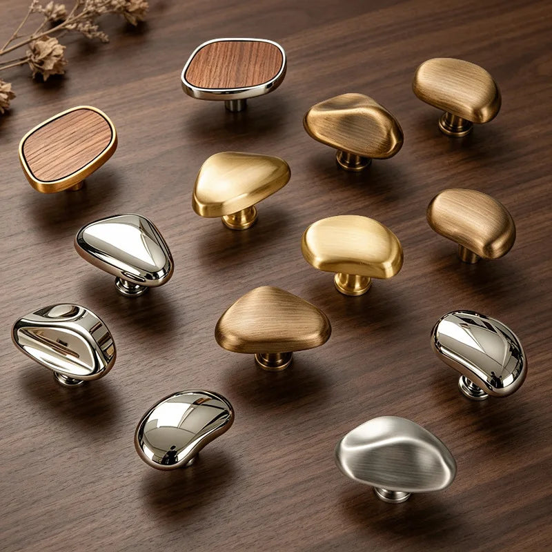 Retro Cabinet Knobs Antique Drawer Pull Solid Kitchen Accessories Dresser Wardrobe Closet Door Knobs Cupboard Furniture Handles