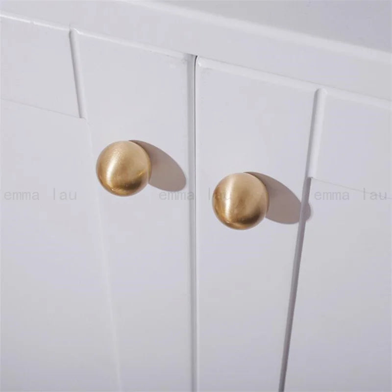 Nordic Round Ball Handle Solid Brass Furniture Knob and Handle Drawer Cabinet Door Knobs Cupboard Single Hole Pulls Handles