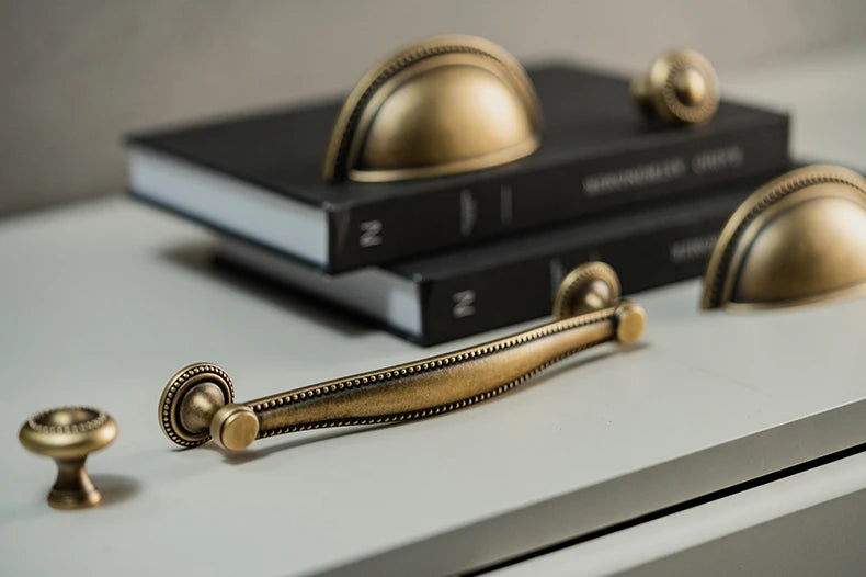 Vintage Bronze Solid Brass Cabinet Handle Cupboard Pulls Furniture Hardware Drawer Pull Kitchen Drawer Handles Cup Pull