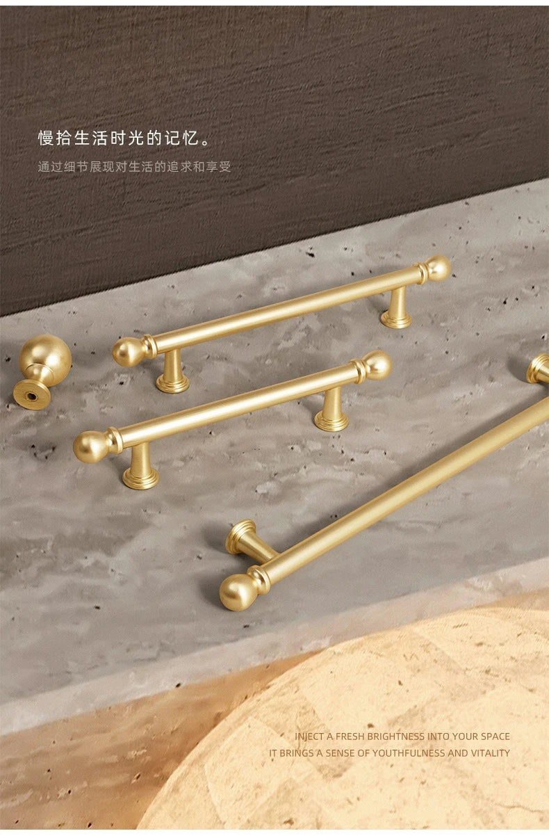 Luxury cabinet door handles, French-style cabinet and drawer single-hole knobs, electroplated gold pulls, furniture accessories