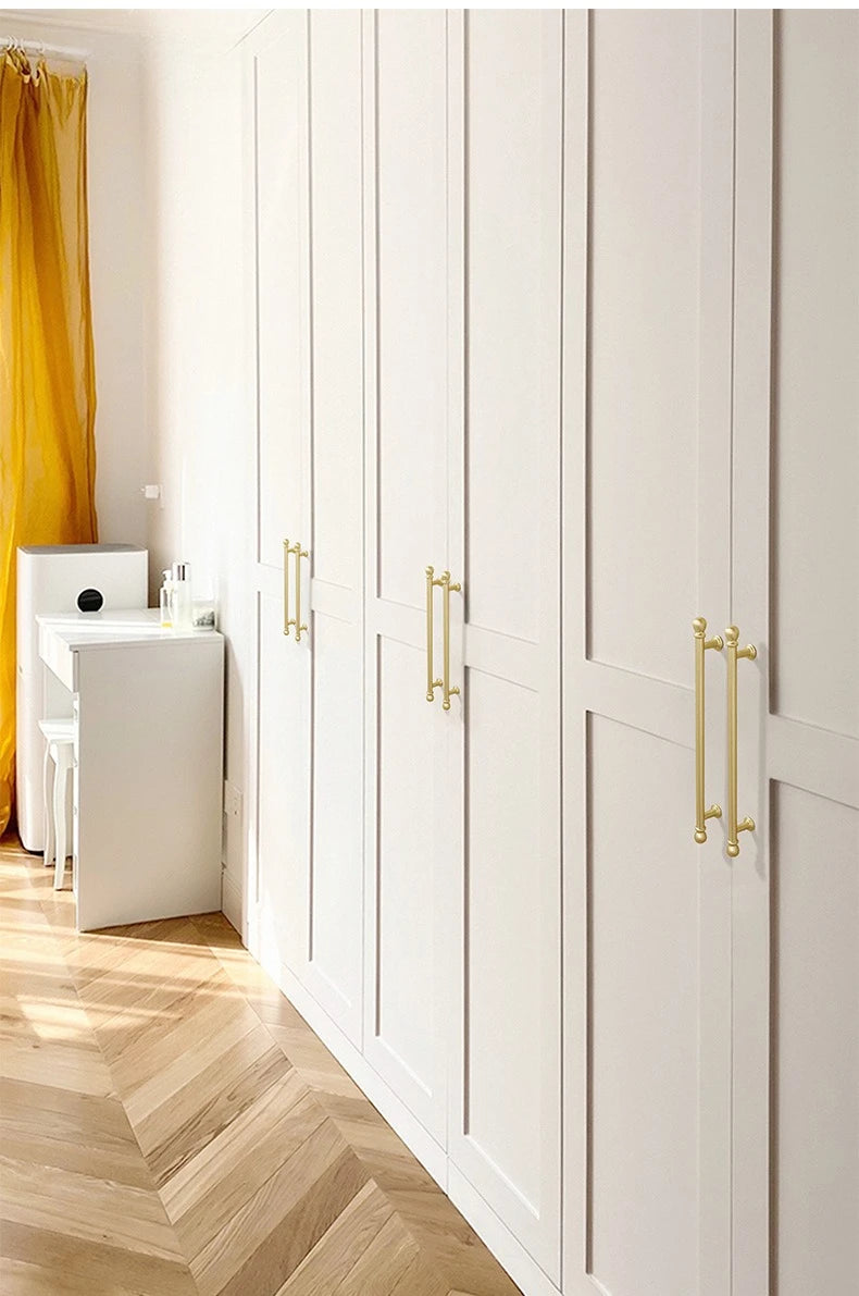 Luxury cabinet door handles, French-style cabinet and drawer single-hole knobs, electroplated gold pulls, furniture accessories